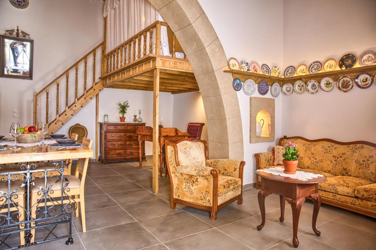 Stone Arch Villa Malona Village ภายนอก รูปภาพ