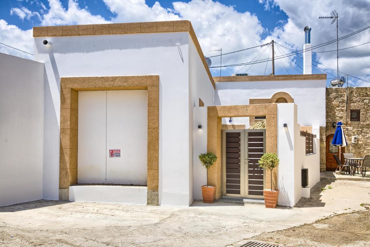 Stone Arch Villa Malona Village ภายนอก รูปภาพ